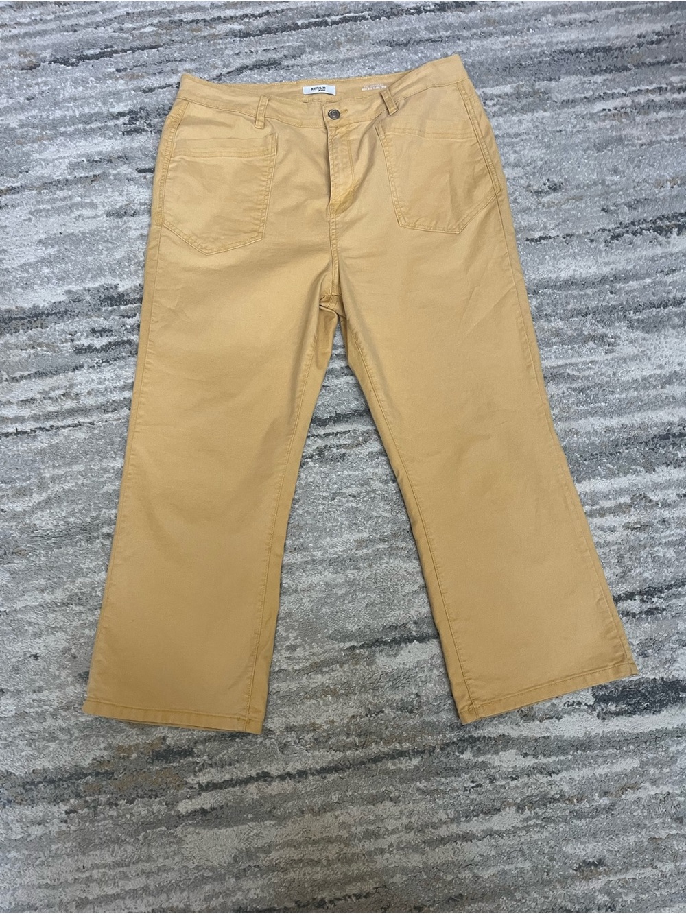 Kensie Jeans cropped pants